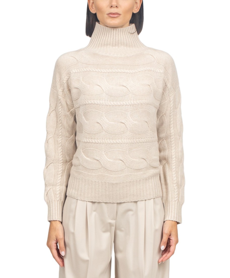 FCF---max mara studio---2526366042600 VODKA002.JPG