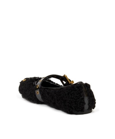 FCE---loafer---CAMELIA RICCIONERO.JPG